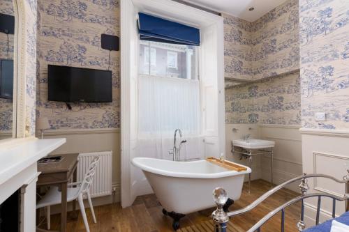 Bower bath